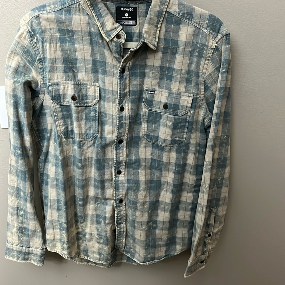 Hurley Young Men’s Casual Button Down Shirt